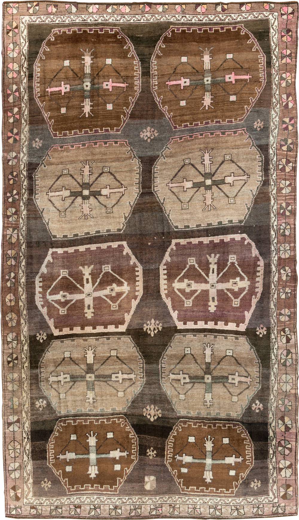Vintage Turkish Anatolian Room Size Carpet, No.30278 - Galerie Shabab
