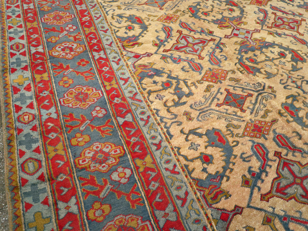 Antique Turkish Oushak Carpet, No.30294 - Galerie Shabab