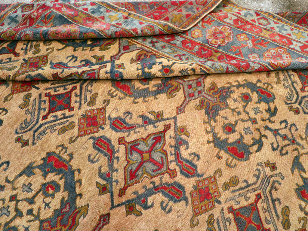 Antique Turkish Oushak Carpet, No.30294 - Galerie Shabab