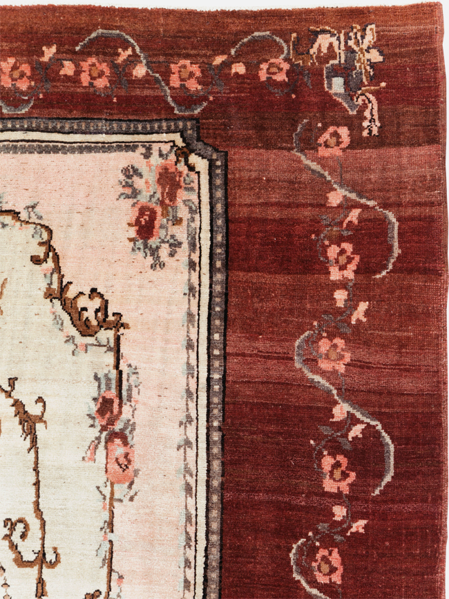 French Inspired Vintage Turkish Anatolian Small Room Size Carpet, No.30295 - Galerie Shabab
