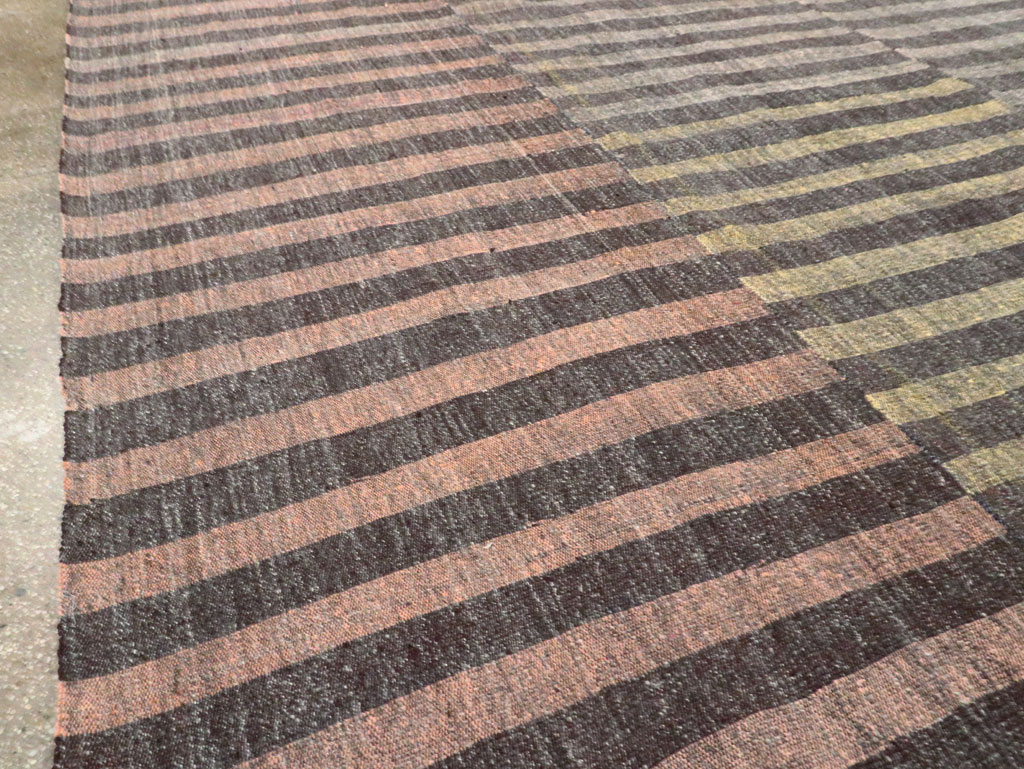 Vintage Turkish Flatweave Kilim Oversize Carpet, No.30296 - Galerie Shabab