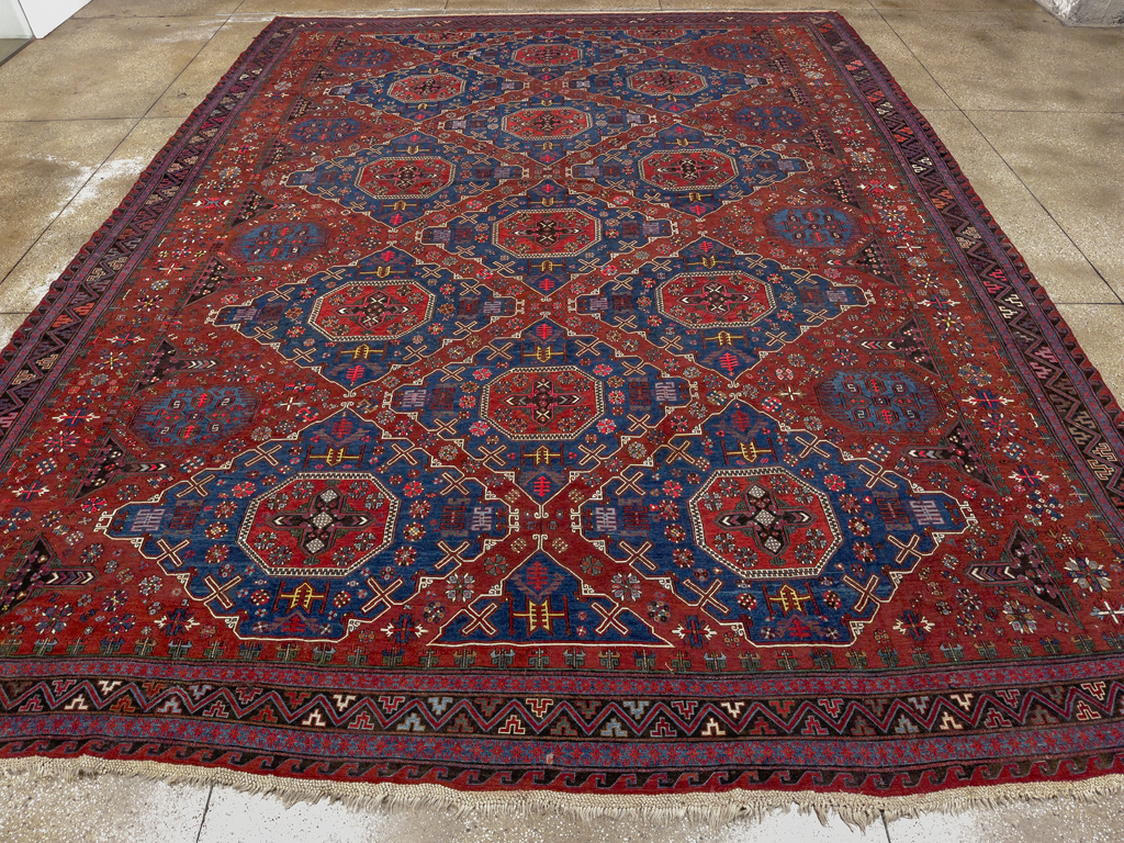 Antique Central Asian Soumak Large Carpet, No.30298 - Galerie Shabab