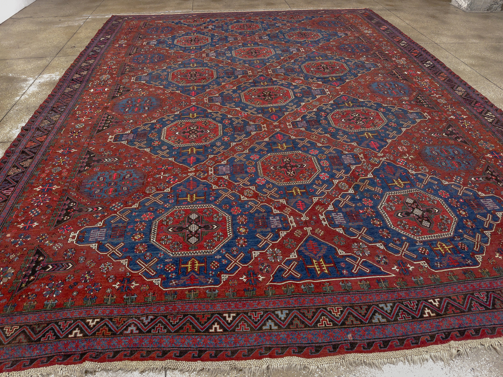 Antique Central Asian Soumak Large Carpet, No.30298 - Galerie Shabab