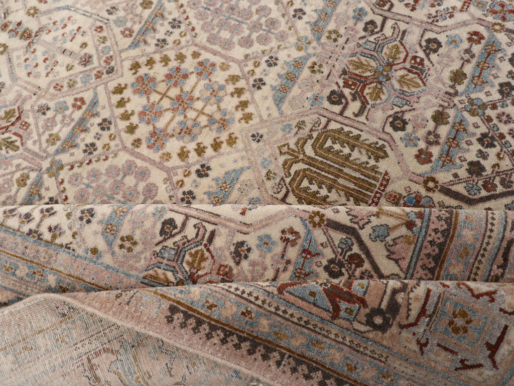 Antique Persian Joshegan Small Room Size Carpet, No.30299 - Galerie Shabab