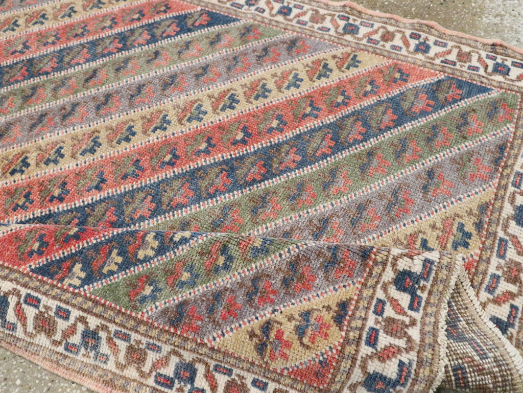 Vintage Turkish Anatolian Runner, No.30304 - Galerie Shabab