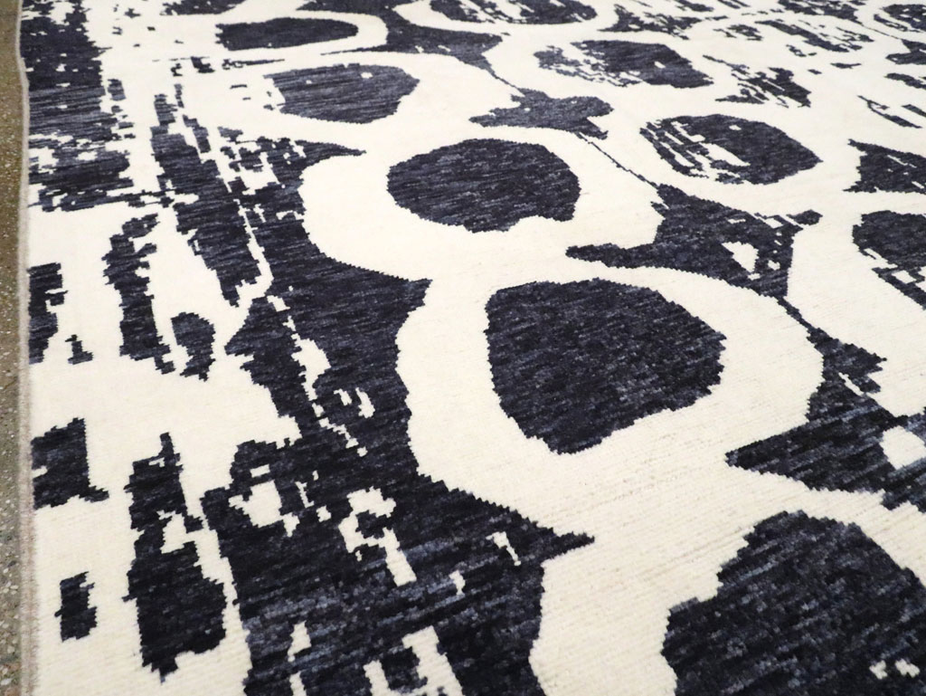 Modern Turkish Carpet, No.30310 - Galerie Shabab