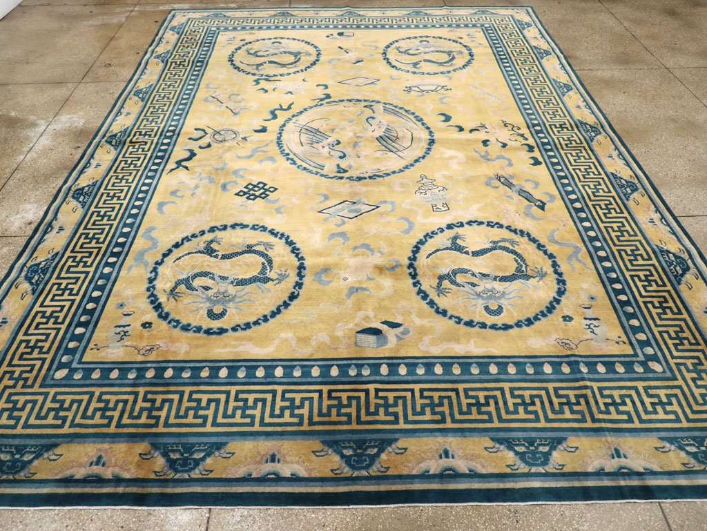 Antique Chinese Dragon Peking Large Room Size Carpet, No.30321 - Galerie Shabab
