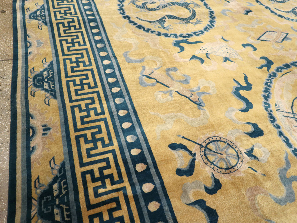 Antique Chinese Dragon Peking Large Room Size Carpet, No.30321 - Galerie Shabab