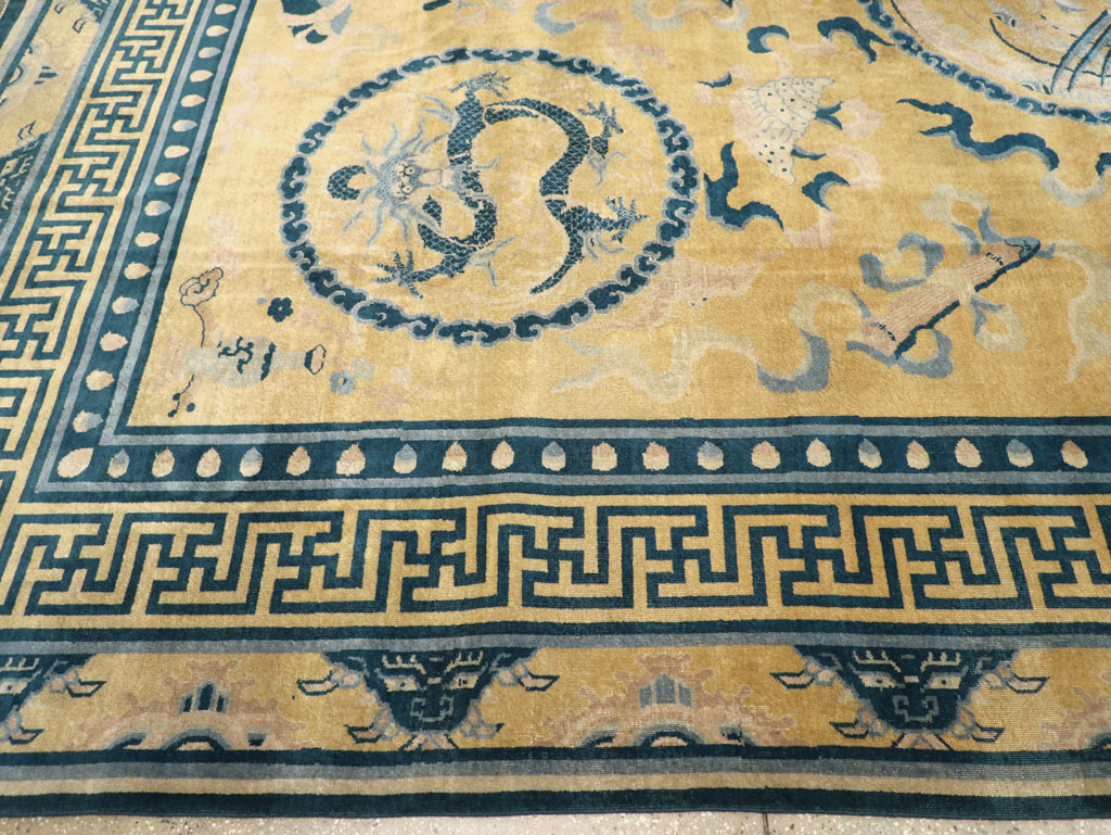 Antique Chinese Dragon Peking Large Room Size Carpet, No.30321 - Galerie Shabab