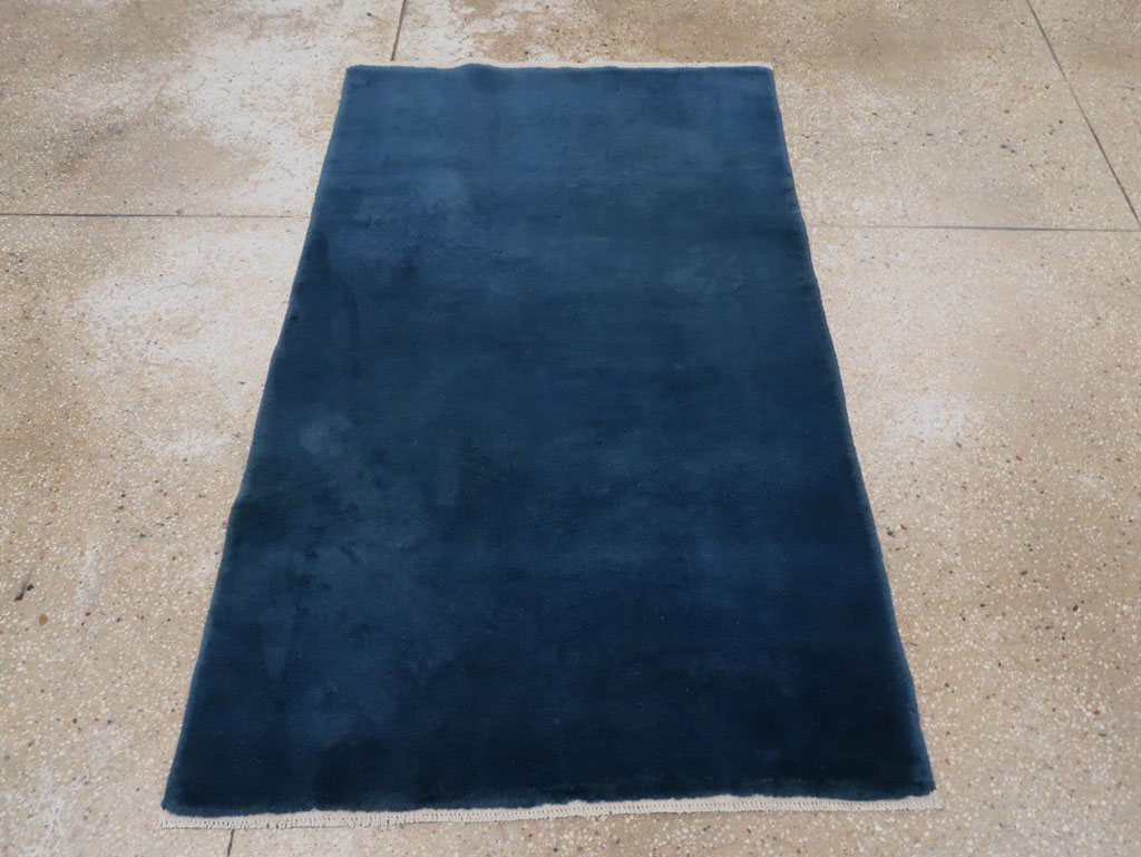 Mid-20th Century Chinese Art Deco Throw Rug, No.30340 - Galerie Shabab