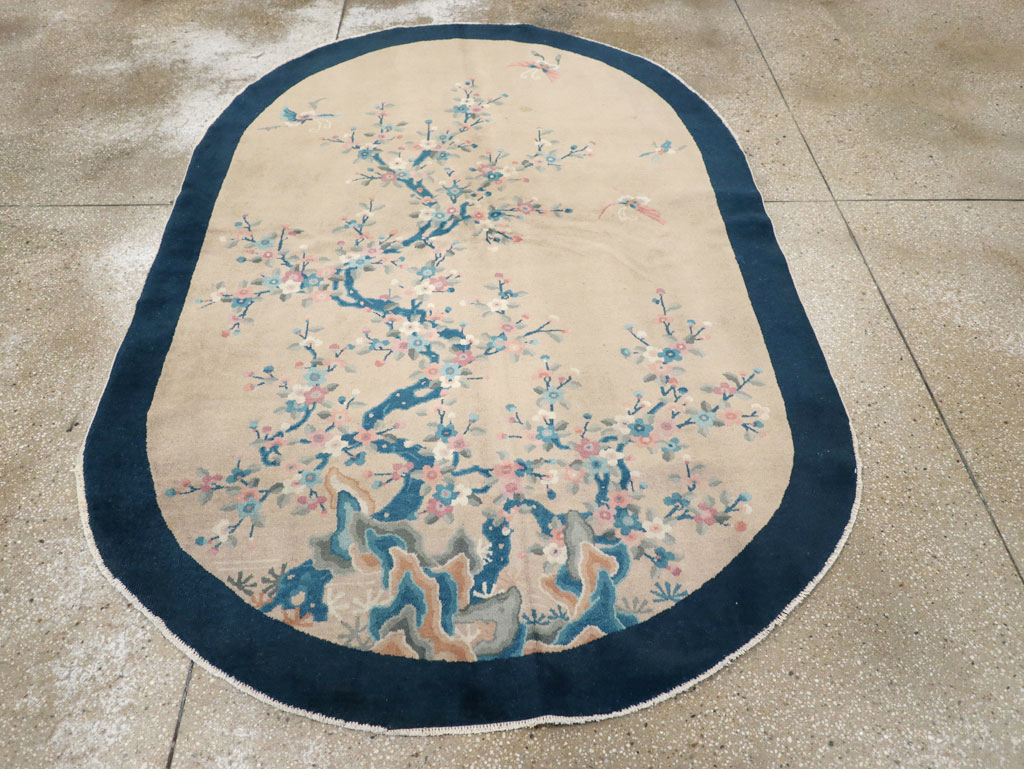 Vintage Chinese Art Deco Oval Accent Rug, No.30350 - Galerie Shabab