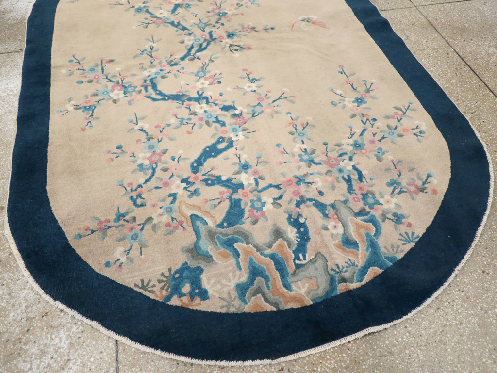 Vintage Chinese Art Deco Oval Accent Rug, No.30350 - Galerie Shabab