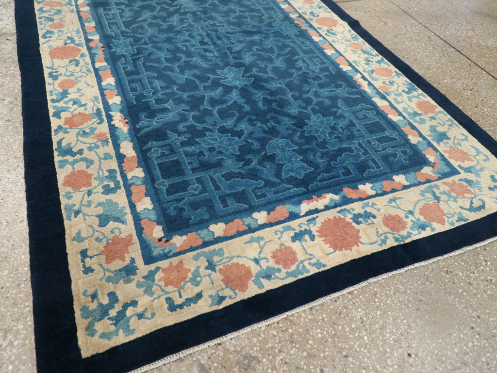 Vintage Chinese Art Deco Accent Rug, No.30354 - Galerie Shabab