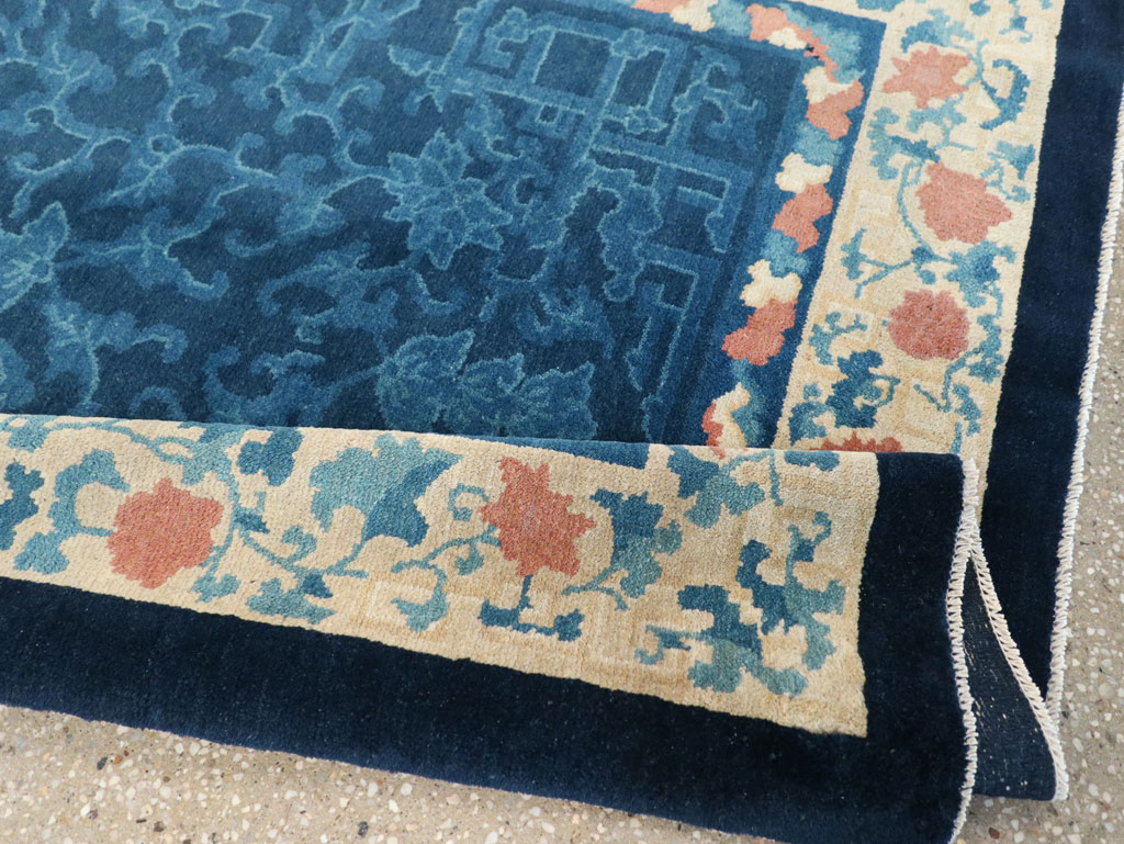 Vintage Chinese Art Deco Accent Rug, No.30354 - Galerie Shabab