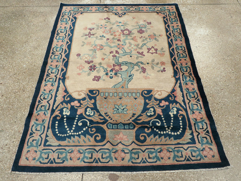 Vintage Chinese Art Deco Accent Rug, No.30362 - Galerie Shabab