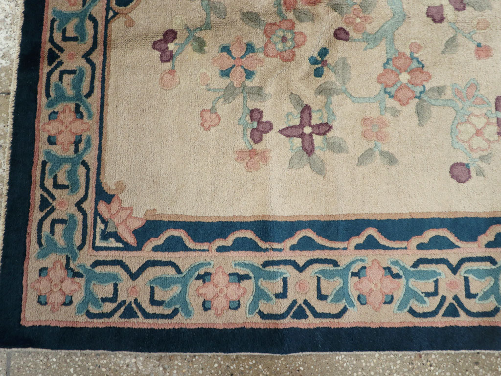 Vintage Chinese Art Deco Accent Rug, No.30362 - Galerie Shabab