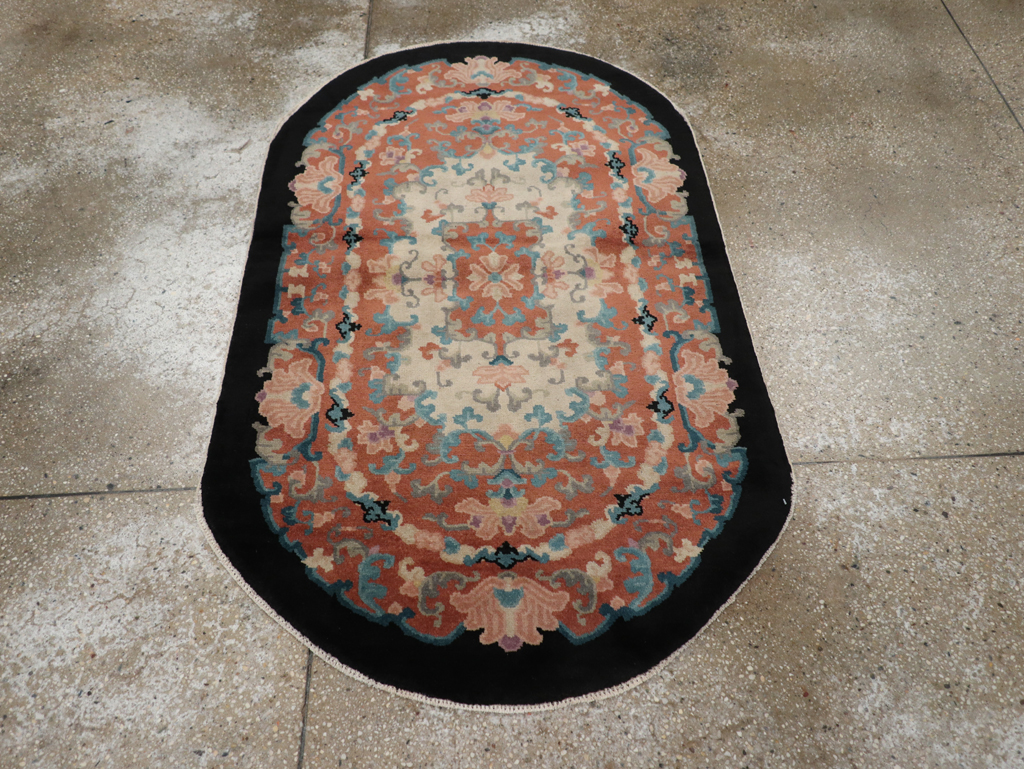 Round Oval Vintage Chinese Art Deco Accent Rug, No.30364 - Galerie Shabab