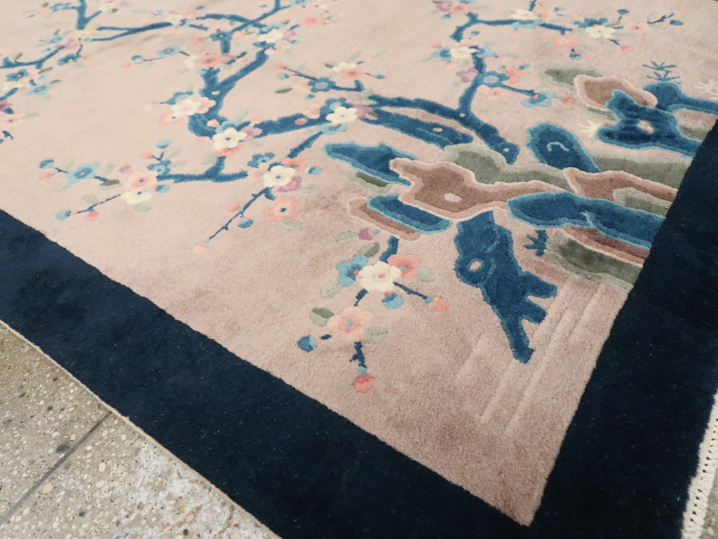 Mid-20th Century Handmade Chinese Art Deco Accent Rug, No.30369 - Galerie Shabab