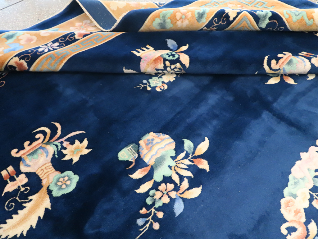 Mid-20th Century  Chinese Art Deco Room Size Carpet, No.30371 - Galerie Shabab