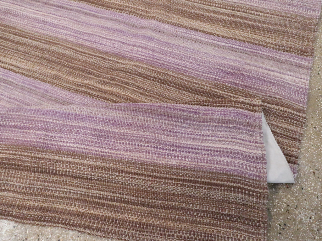 Contemporary Turkish Flatweave Kilim Small Room Size Carpet, No.30382 - Galerie Shabab