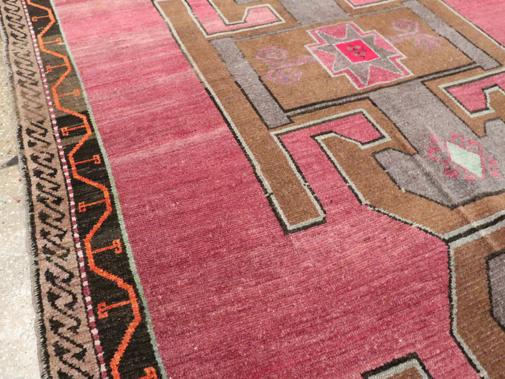 Vintage Mid-Century Anatolian Wide Gallery Runner, No.30389 - Galerie Shabab
