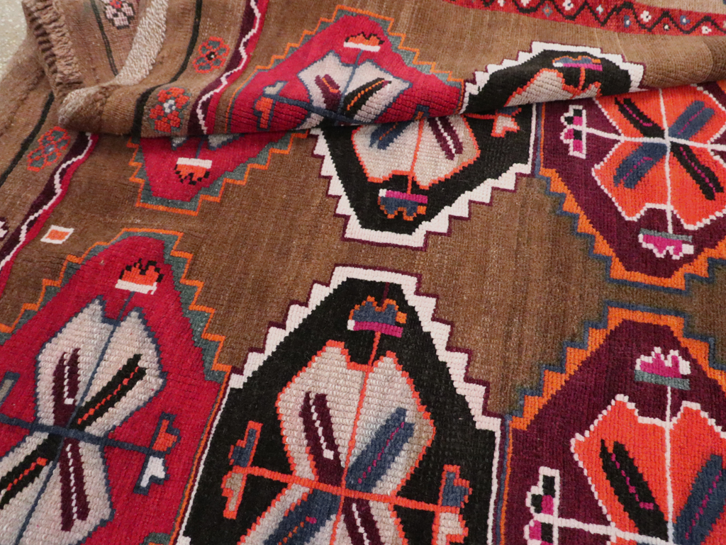 Vintage Turkish Anatolian Small Room Size Carpet, No.30390 - Galerie Shabab
