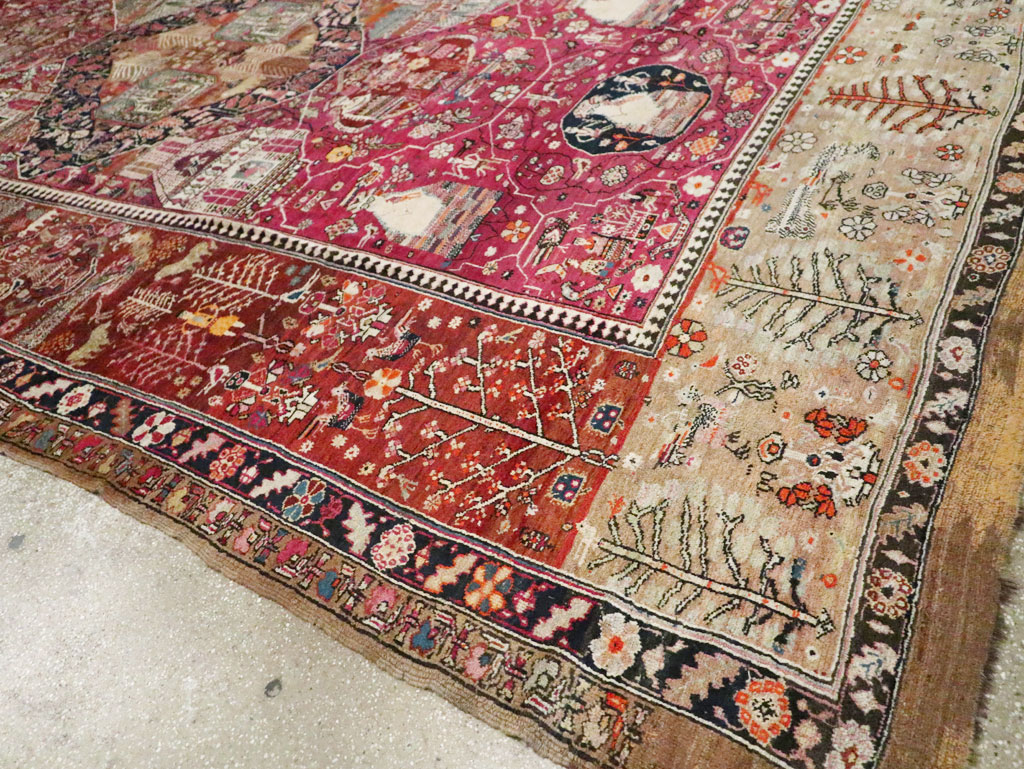 Antique Pictorial Kurdish Rug, No.30391 - Galerie Shabab