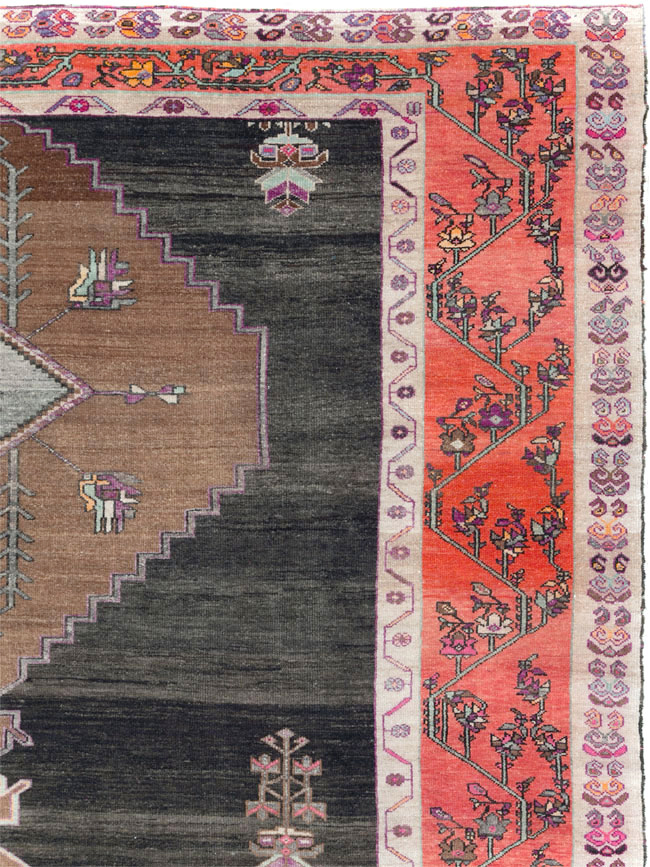 Vintage Anatolian Carpet, No.30392 - Galerie Shabab