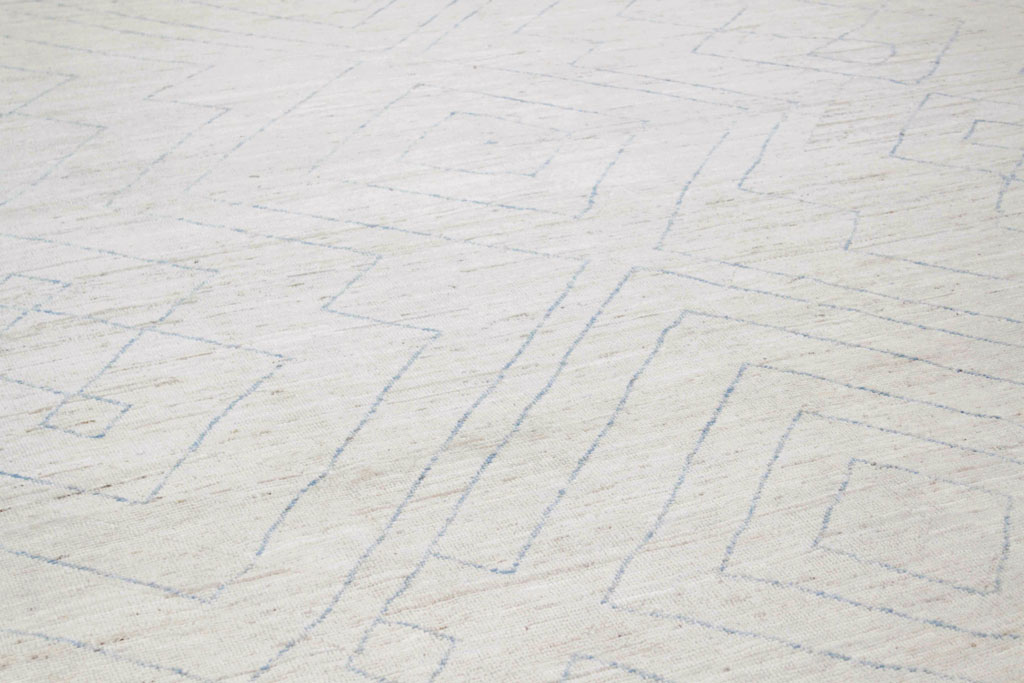 Contemporary Moroccan Room Size Carpet, No.30398 - Galerie Shabab