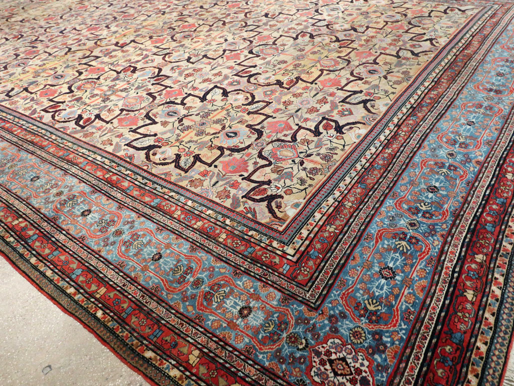 Antique Sarouk Fereghan Carpet, No.30399 - Galerie Shabab