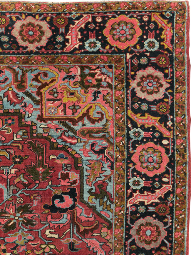 Vintage Persian Heriz Accent Carpet, No.30401 - Galerie Shabab
