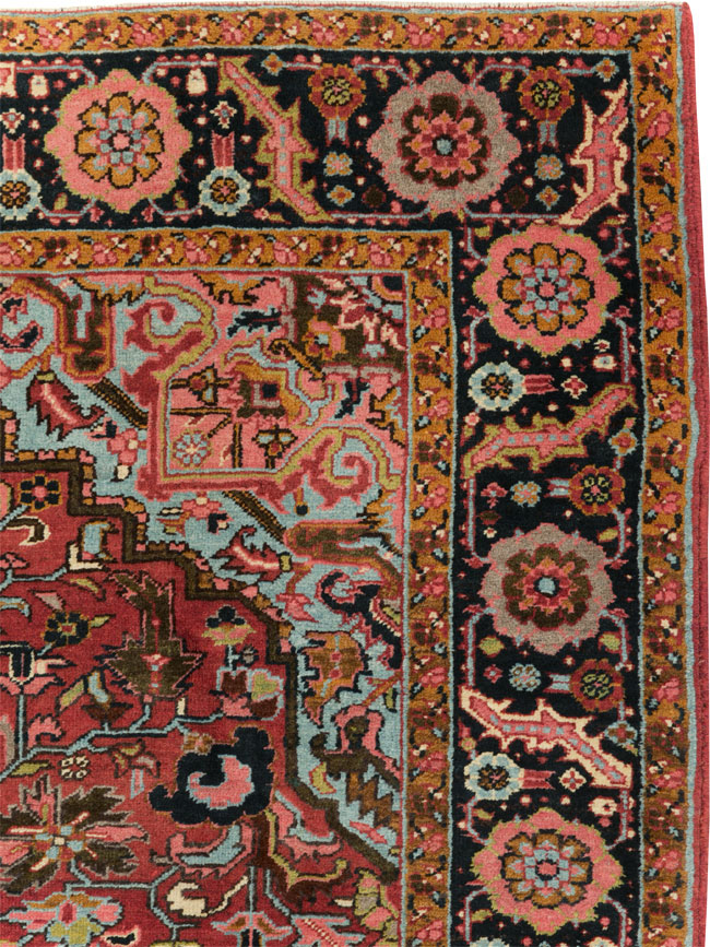 Vintage Persian Heriz Accent Carpet, No.30401 - Galerie Shabab
