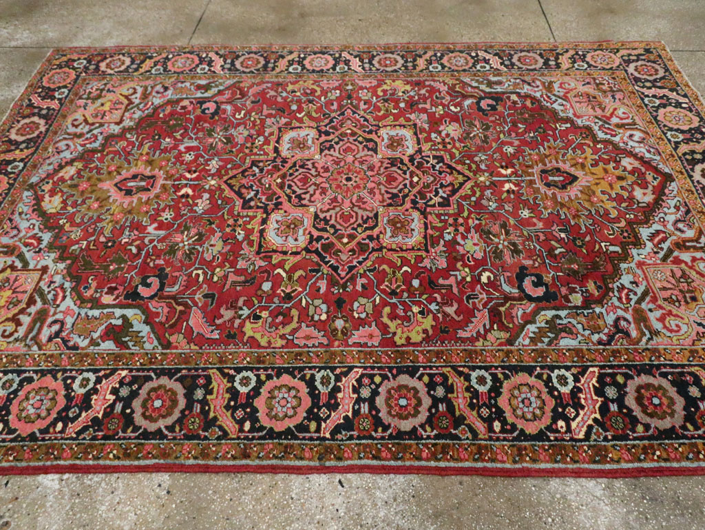 Vintage Persian Heriz Accent Carpet, No.30401 - Galerie Shabab