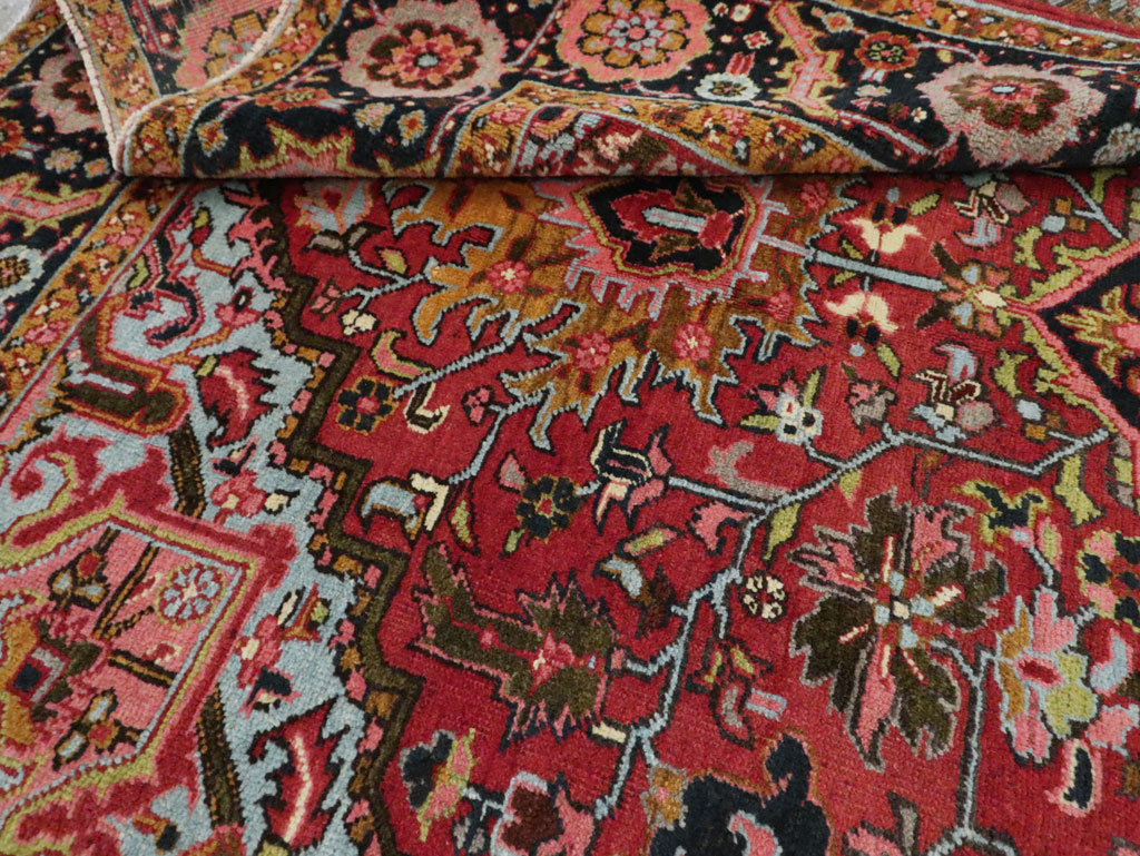 Vintage Persian Heriz Accent Carpet, No.30401 - Galerie Shabab