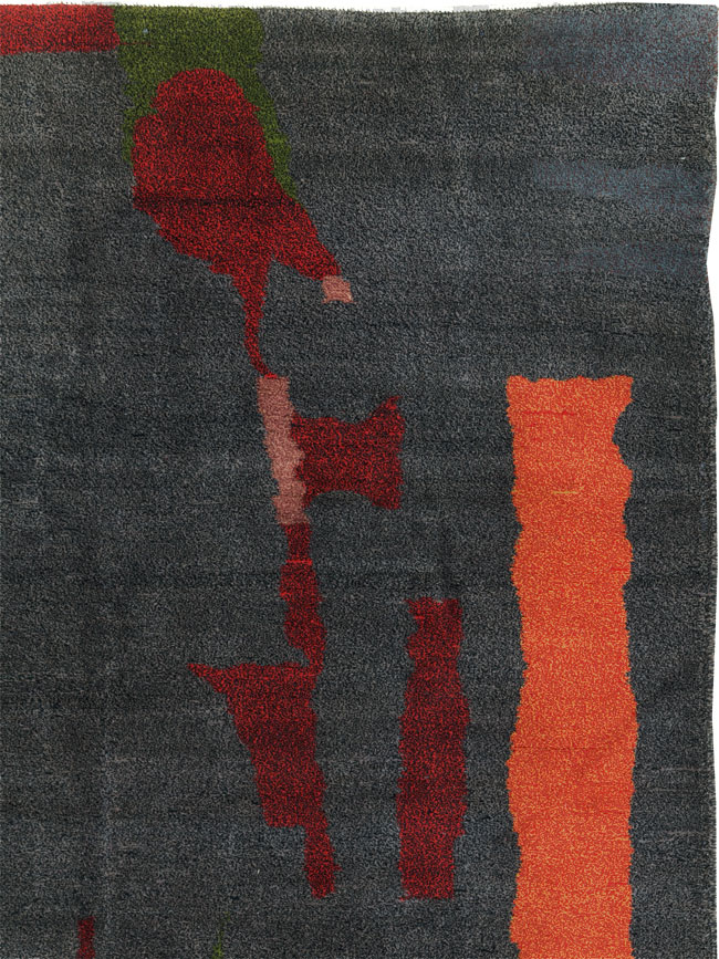 Vintage Turkish Art Deco Style Accent Carpet, No.30408 - Galerie Shabab