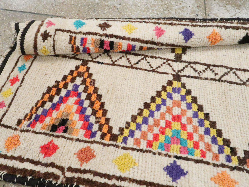 Vintage Anatolian Runner, No.30410 - Galerie Shabab