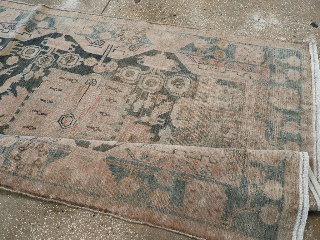 Vintage Persian Malayer Long Runner, No.30415 - Galerie Shabab