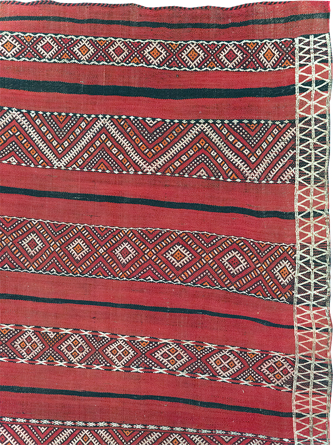 Vintage Persian Kilim, No.30419 - Galerie Shabab