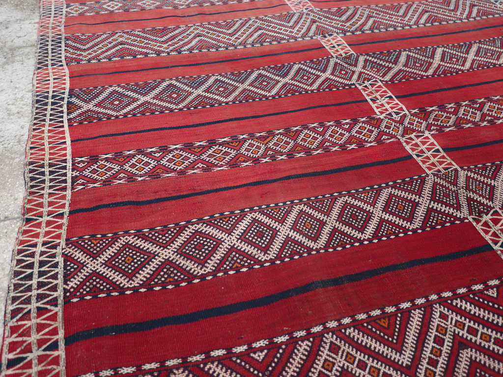 Vintage Persian Kilim, No.30419 - Galerie Shabab