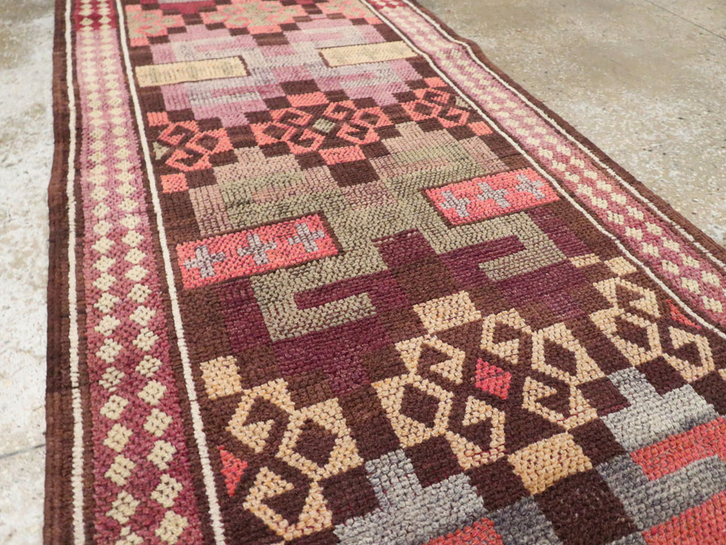 Vintage Anatolian Runner, No.30425 - Galerie Shabab