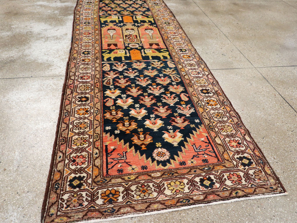 Antique Persian Hamadan Pictorial Runner, No.30426 - Galerie Shabab