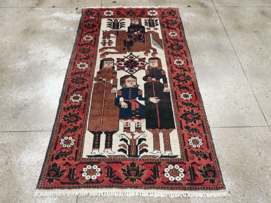 Vintage Pictorial Bakhtiari Rug, No.30427 - Galerie Shabab