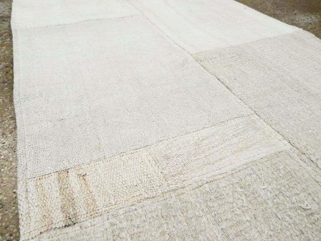 Modern Turkish Flatweave, No.30431 - Galerie Shabab