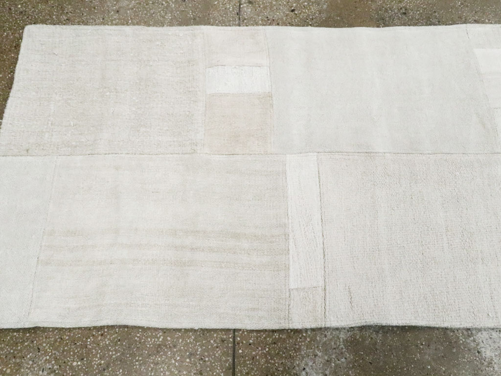 Modern Turkish Flatweave, No.30431 - Galerie Shabab