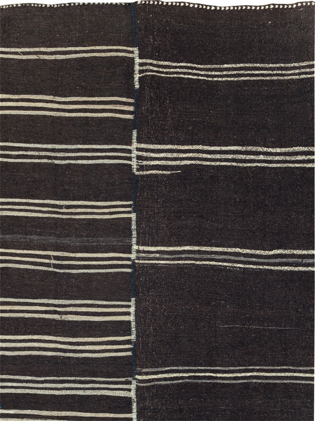 Mid-20th Century Turkish Tribal Kilim, No.30435 - Galerie Shabab