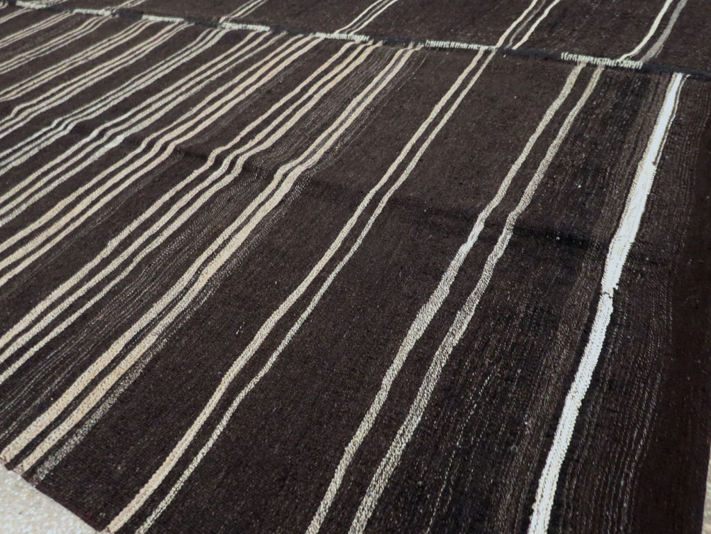 Mid-20th Century Turkish Tribal Kilim, No.30435 - Galerie Shabab