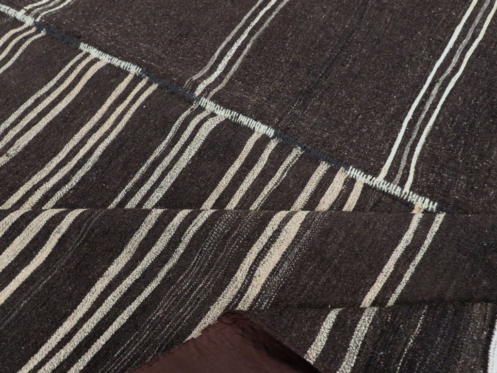 Mid-20th Century Turkish Tribal Kilim, No.30435 - Galerie Shabab