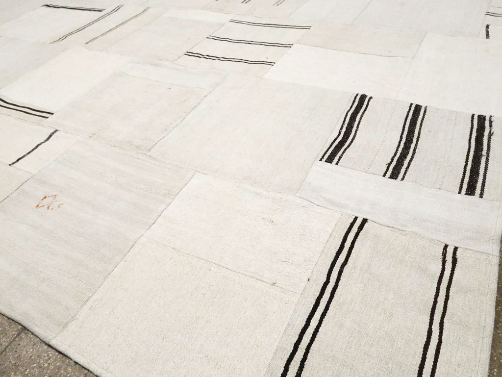 Contemporary Handmade Turkish Flatweave Kilim, No.30436 - Galerie Shabab
