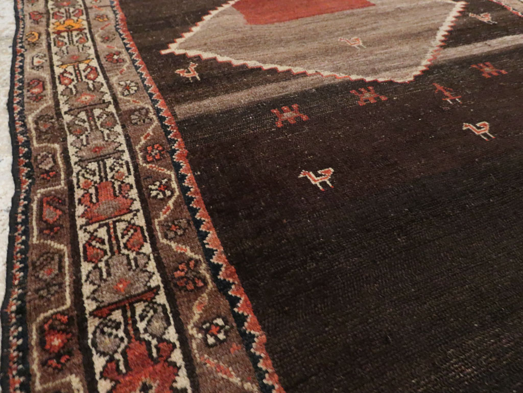 Antique Persian Hamadan Accent Rug, No.30439 - Galerie Shabab