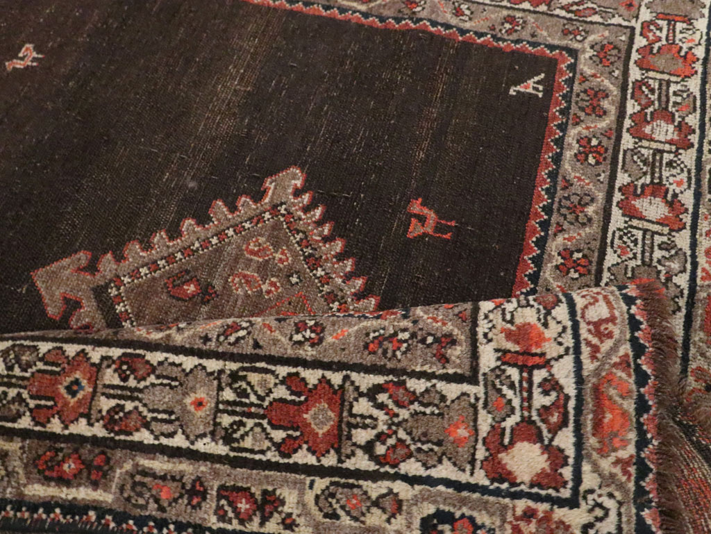 Antique Persian Hamadan Accent Rug, No.30439 - Galerie Shabab